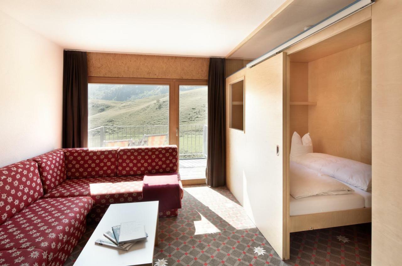 Hotel Adler Warth  Eksteriør billede